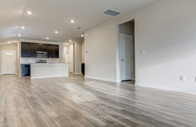 Building Photo - BRAND NEW Single Story 3/2 in Turner's Cro...