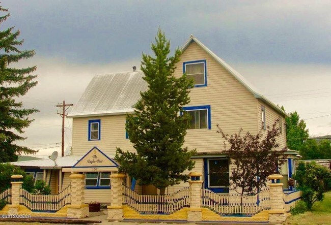 Building Photo - 107 Central Ave