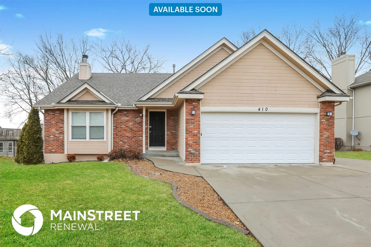 Primary Photo - 410 Regency Park St