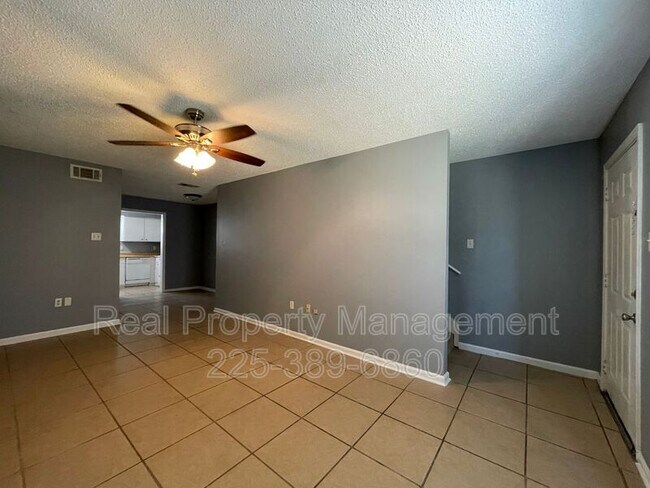Foto del edificio - 1724 Brightside Dr
