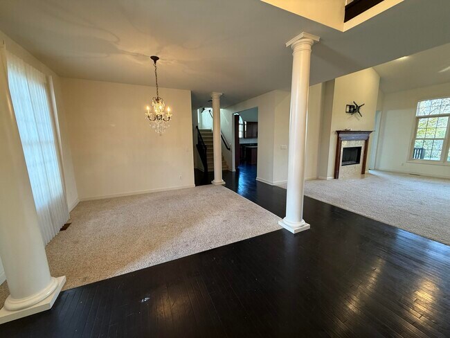 Foto del edificio - 18145 Shoreline Ct