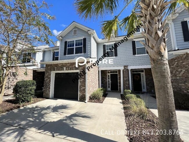 Building Photo - Lovely Open Floor Plan With 2 Levels!
