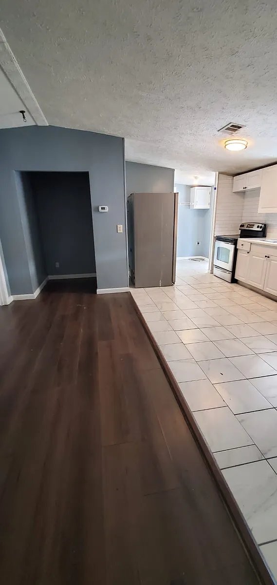 Photo - 7703 Doe Run Apartment