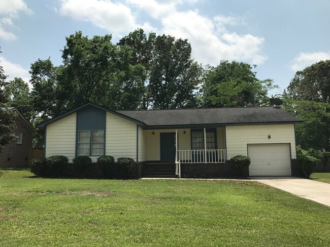 Building Photo - Nice Home in College Park!