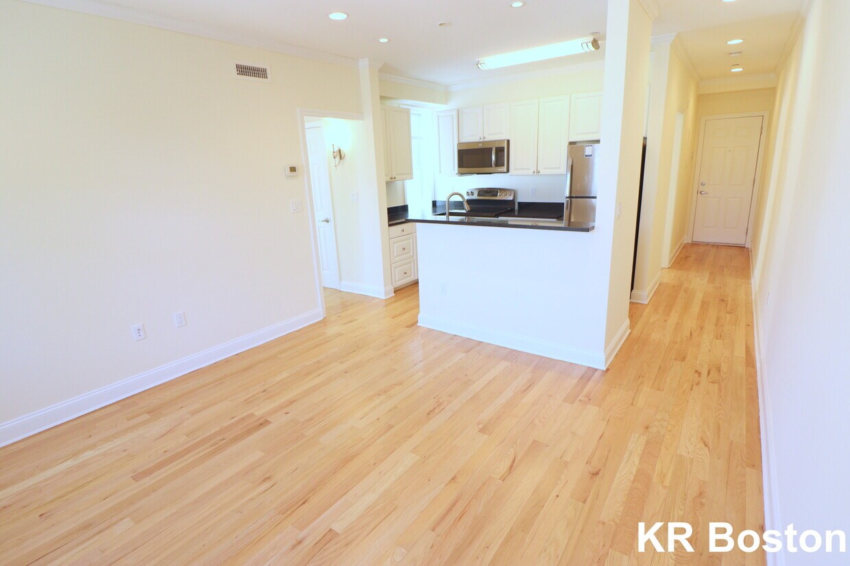 Foto principal - 56 Shepard St