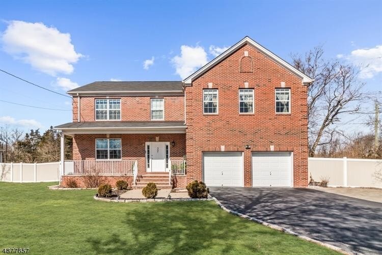Foto principal - 307 Cedar Grove Ln