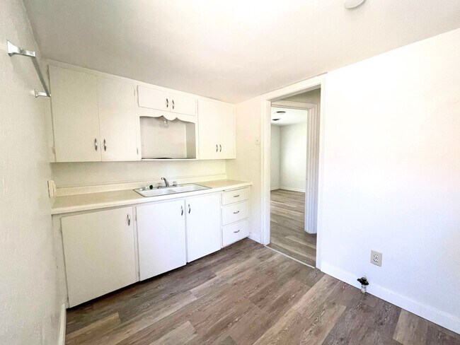 Foto del edificio - Cozy 1 bedroom home