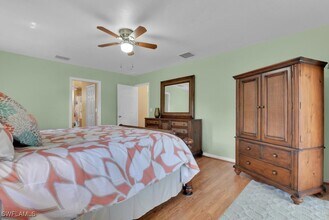 Building Photo - 317 SW 15th Terrace