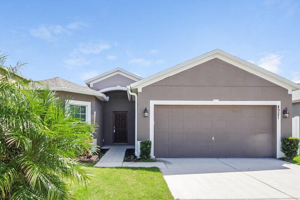 Foto principal - 4921 Windbourne Way