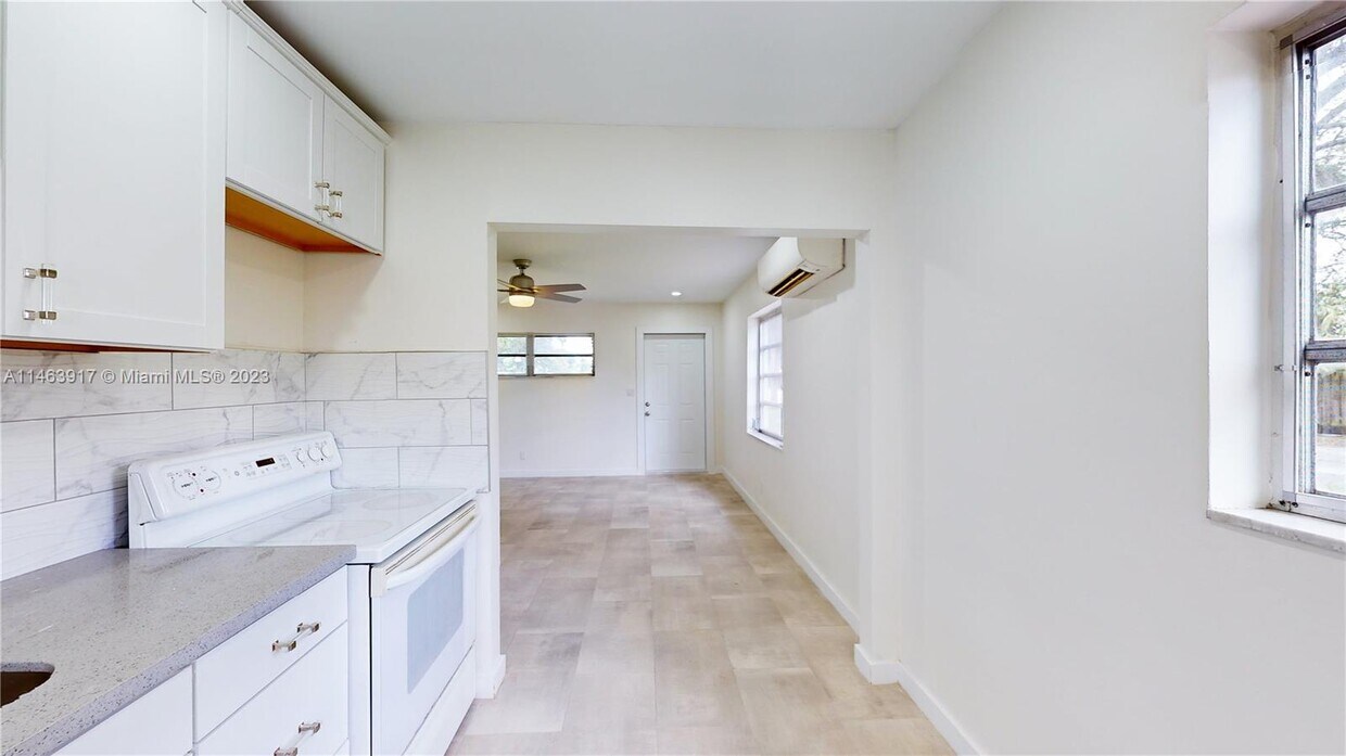 217 SW 1st Ct Unit 217, Dania Beach, FL 33004 Apartment for Rent in