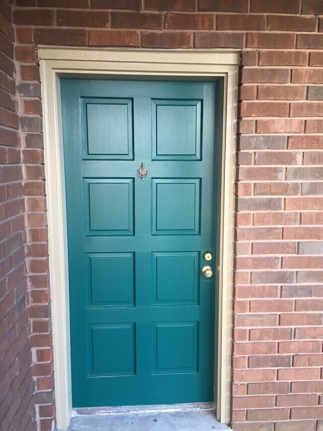 Building Photo - 2509 Giuffrias Avenue