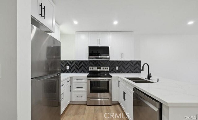 Foto principal - 17000 Burbank Blvd