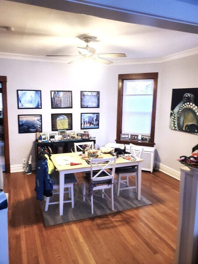 Foto del edificio - 4317 N Spaulding Ave