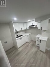 Building Photo - 19 Routley St