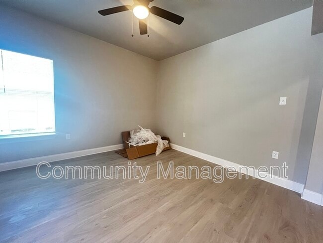 Photo - 637 Iberville St Apartment