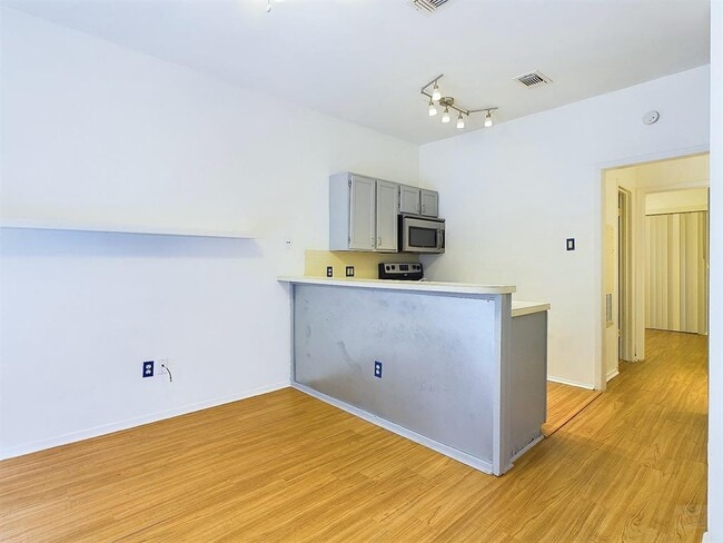 Foto del edificio - 2210 Pearl St