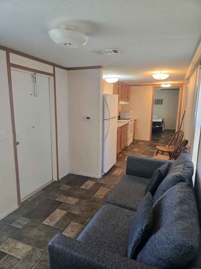 Building Photo - 4200 W 19th St