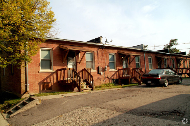 Building Photo - Spokane Villas
