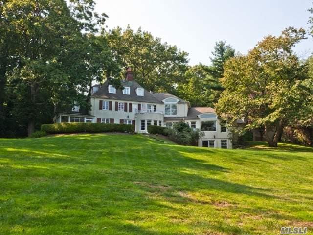 Building Photo - 3 Beech Hill Rd