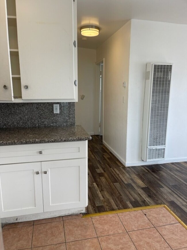 Foto del edificio - khomark