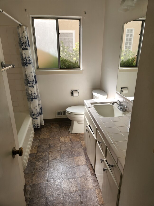 Foto del edificio - 25 Sneckner Ct