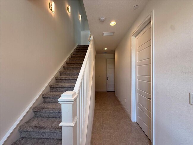Foto del edificio - 13641 Larkton Ln