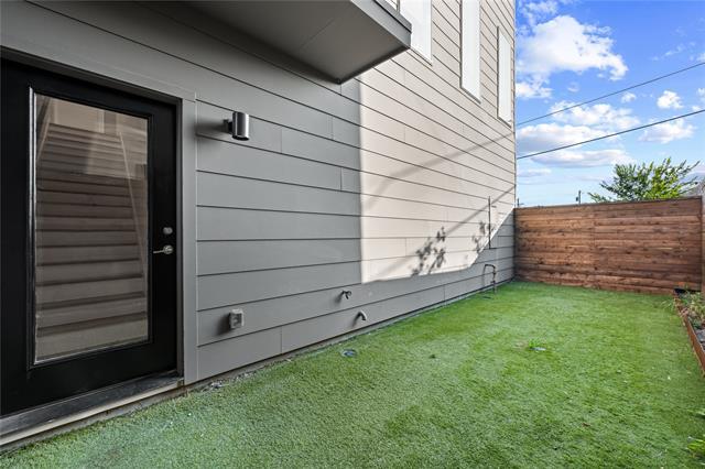 Foto del edificio - 1715 Bennett Ave