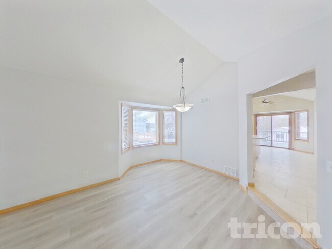 Foto del edificio - 17295 Hibiscus Ave