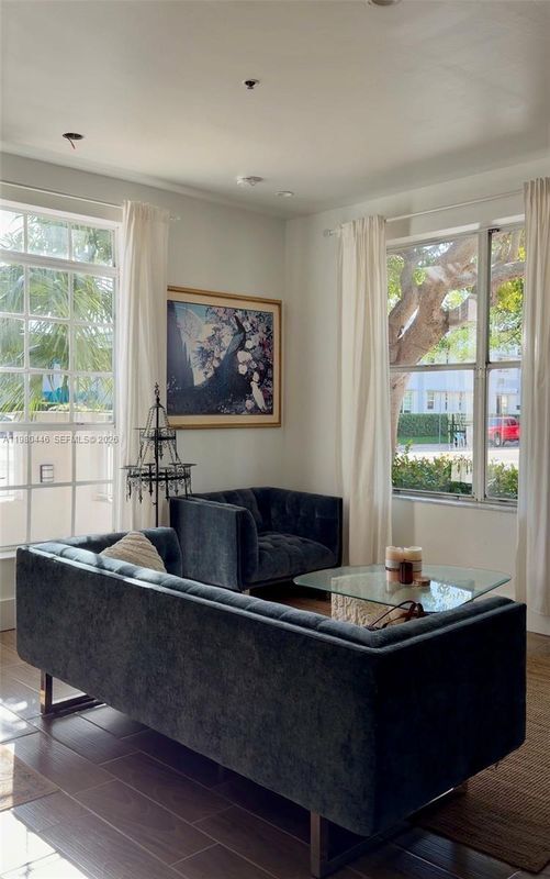 Foto del edificio - 1502 Jefferson Ave