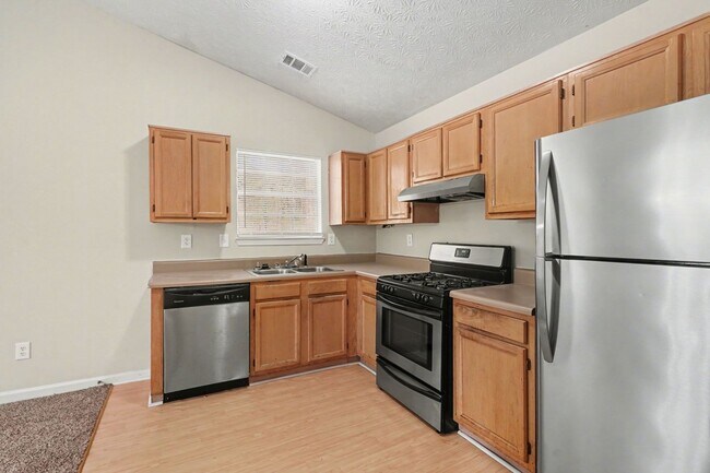 Foto del edificio - 3 Bedroom 2 Bath House