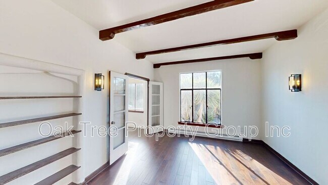 Building Photo - 2936 Schyler St