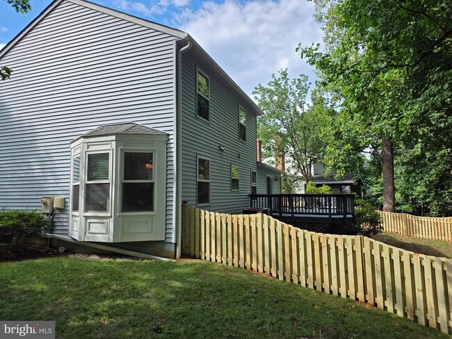 Building Photo - 12000 Rosiers Branch Dr