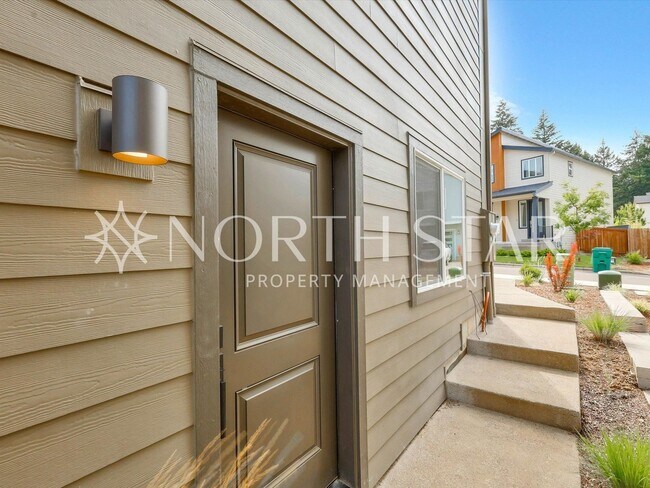Building Photo - 8898-8898 Serenity Ter