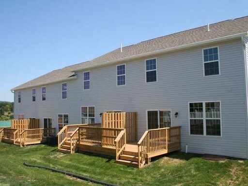 Building Photo - 831 Jacks Mill Dr