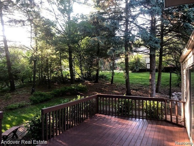 Building Photo - 4220 Barcroft Way