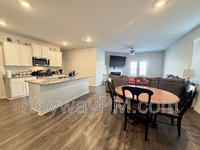 Foto del edificio - 6143 Whitewater Dr