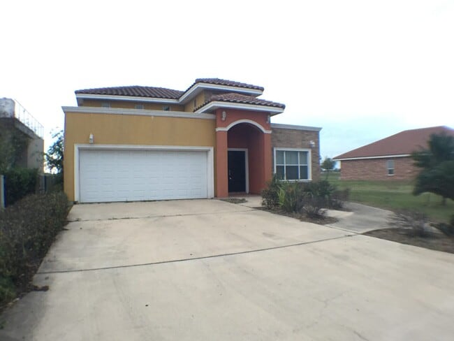 Building Photo - 4218 Vida Grande