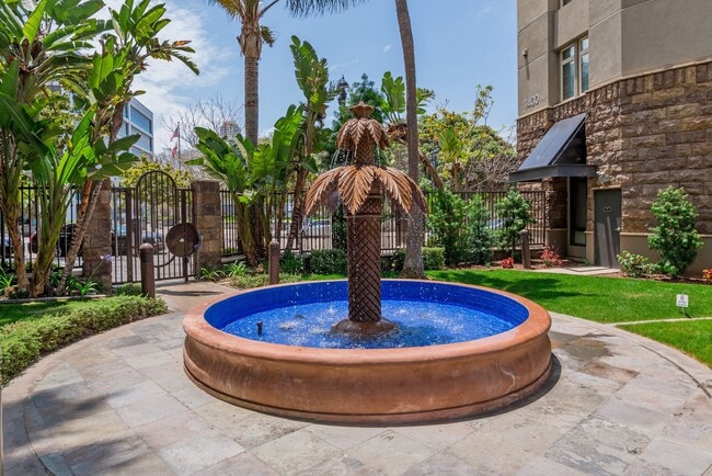 Foto del edificio - East Village 2 Bedroom at Union Square! 2 Parking Spaces!