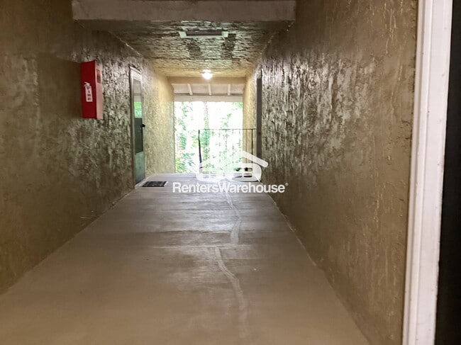 Building Photo - 3120 7 Pines Ct NW