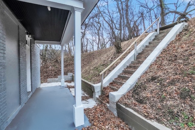 Building Photo - 2319 Patterson Ave