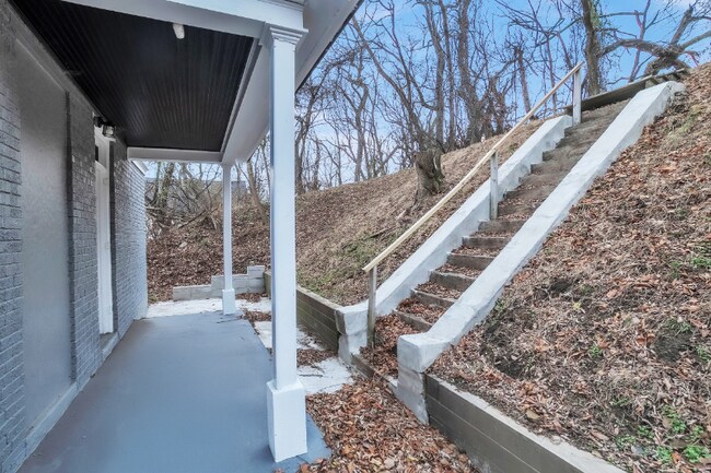 Foto del edificio - 2319 Patterson Ave