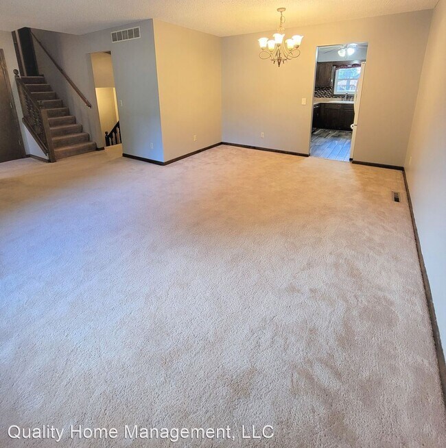 Foto del edificio - 4 br, 3 bath House - 3434 Chimney Rock Rd