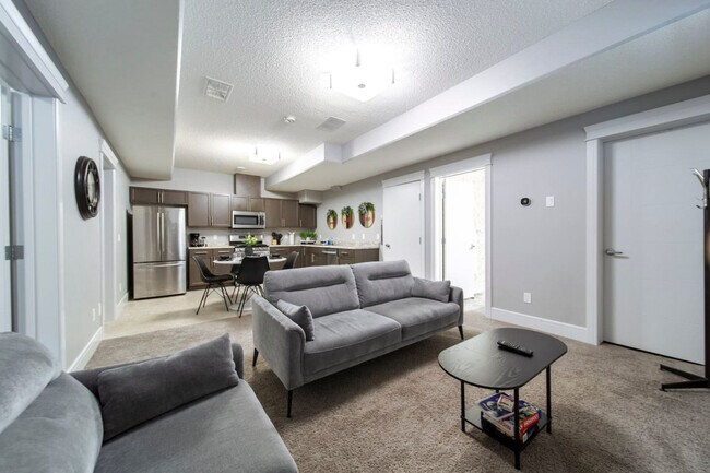 Building Photo - 3573 Cherry Landing SW