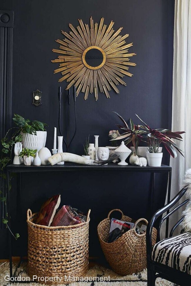 Foto del edificio - 3 br, 2 bath House - 14 Wright St