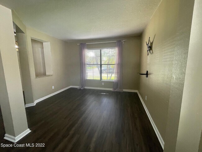 Foto del edificio - 4141 Aiken Ln