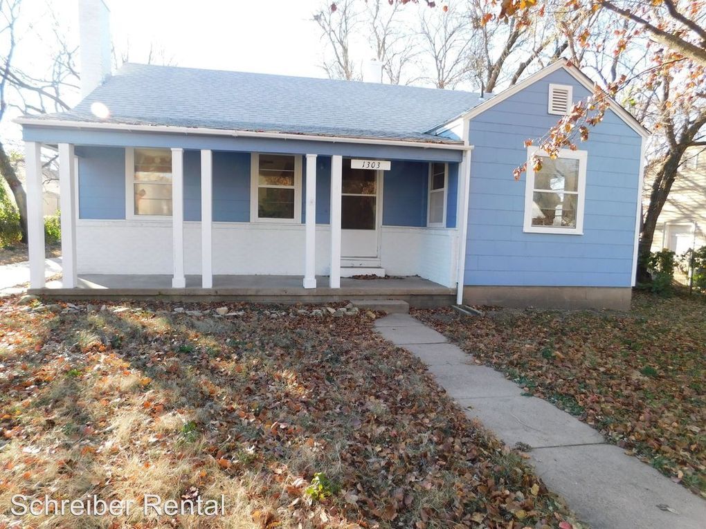 1303 W Cave Springs Ave, El Dorado, KS 67042 House for Rent in El
