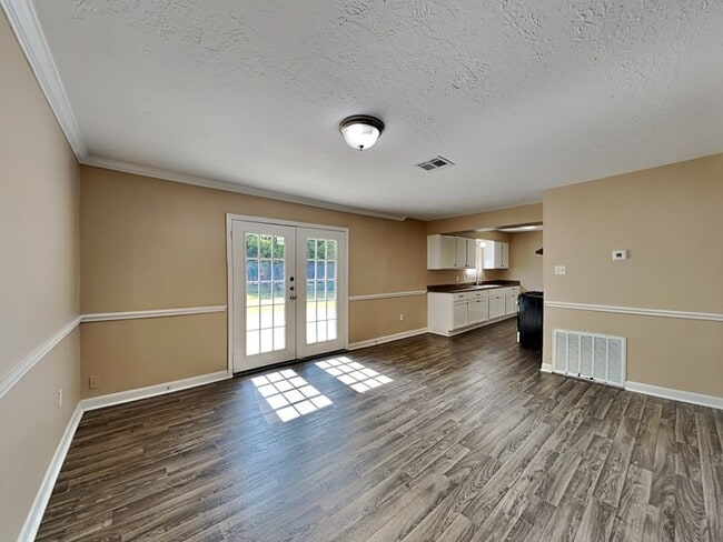 Building Photo - 407 Harold Ln