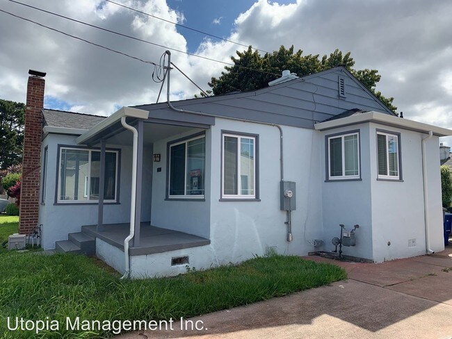 Building Photo - 3 br, 1 bath House - 207 Bowling Green Street