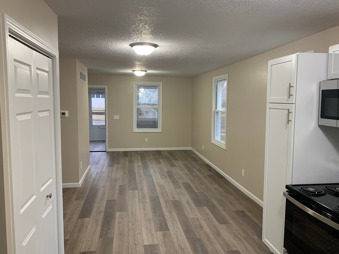 Foto del edificio - 512 Blackman St