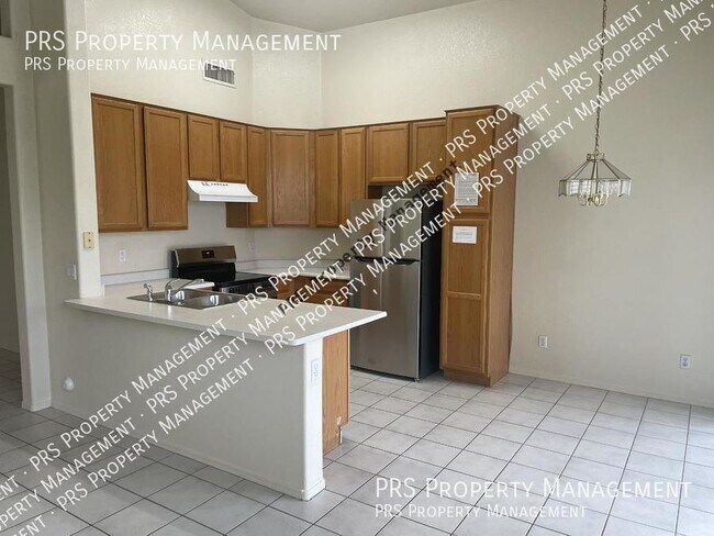 Foto del edificio - Available Now !!